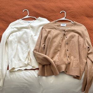 Old Navy Women's Cream and Tan Cardigan Sweaters